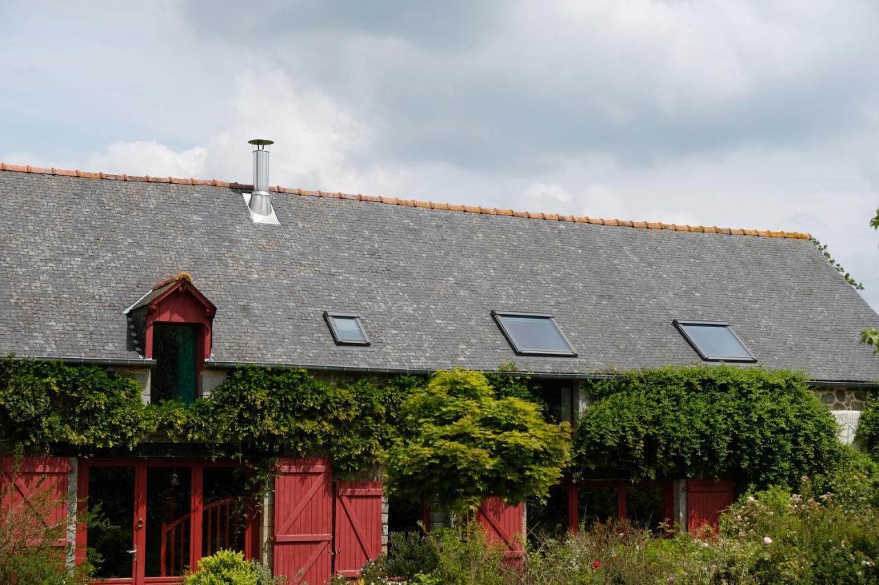 La Maison Jaune A La Janaie Parigné Екстериор снимка